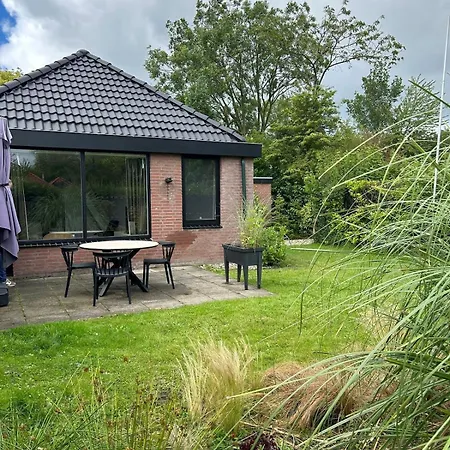 Semesterbostad 'rietvogel'