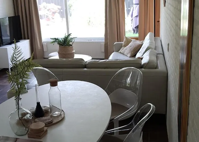 'rietvogel' Casa de Férias Herkingen